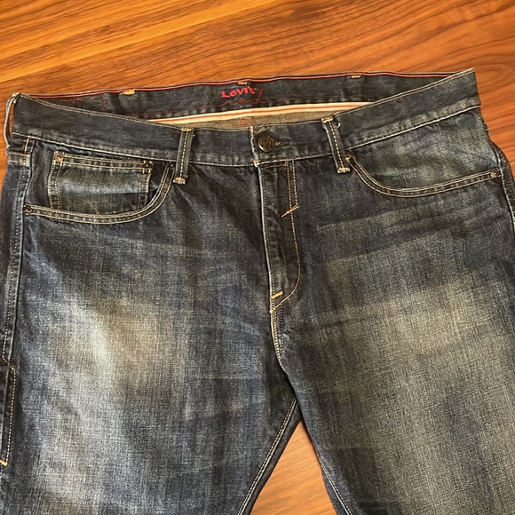 Levi’s Red Medium Wash Boot Cut - 38x30 - Picture 4 of 8